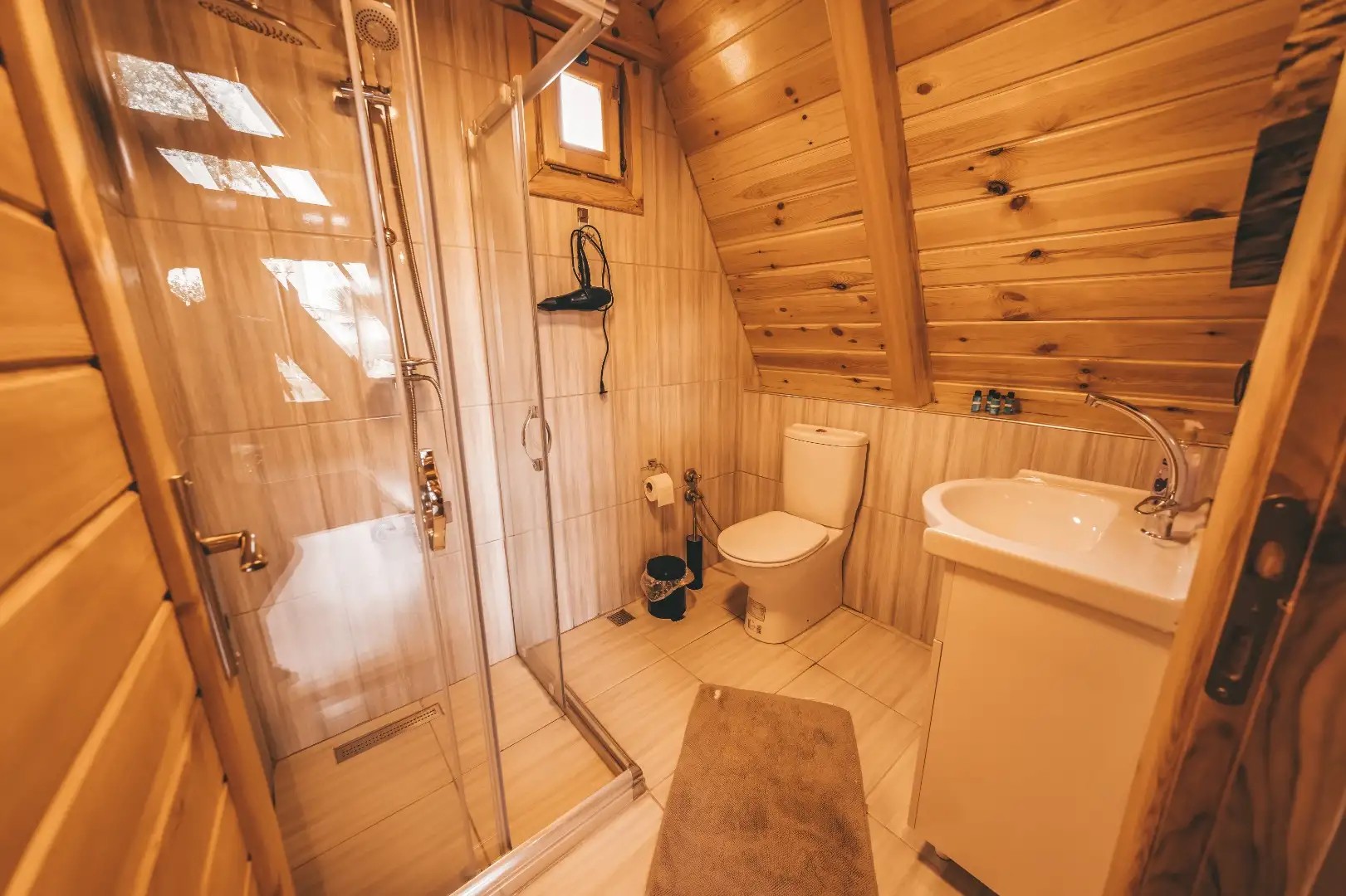 Sapanca Sazlıgöl Bungalov